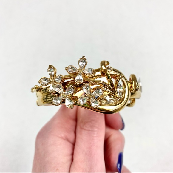 Banana Republic Rhinestone Flower & Gold Bangle Bracelet - Picture 3 of 7